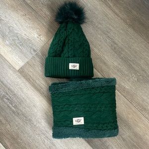 Brand new ugg hat and scarf set!!